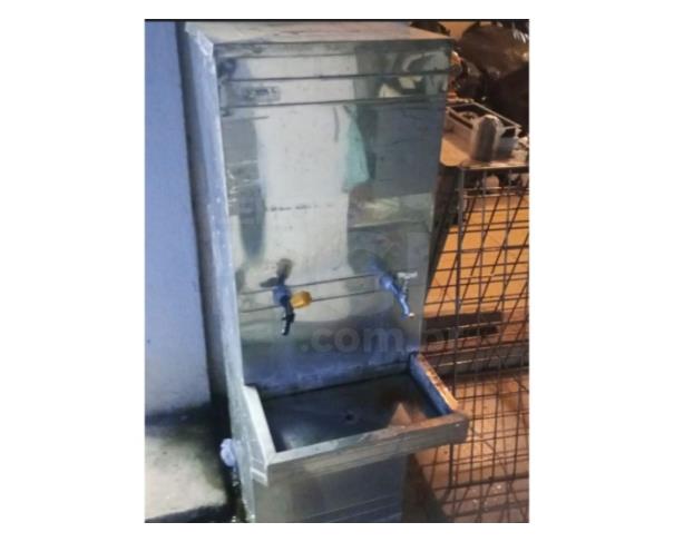 Foto de FORMIGA/MG - Bebedouro refrigerado REFRIPOL com duas torneiras
