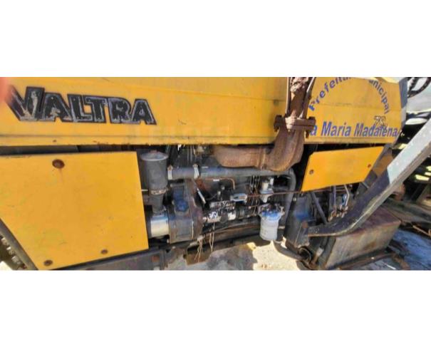 Foto de SANTA MARIA MADALENA/RJ - Trator Agrícola Valtra, modelo 785