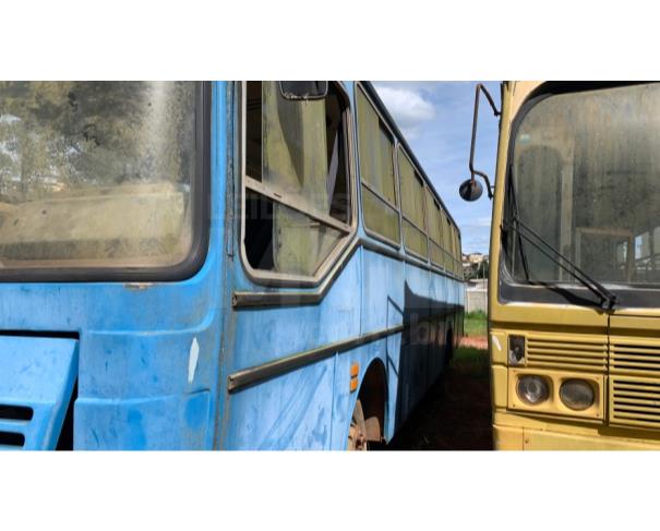 Foto de LAGOA DOURADA/MG - Ônibus Mercedes Benz OF 1318, 1992/1992