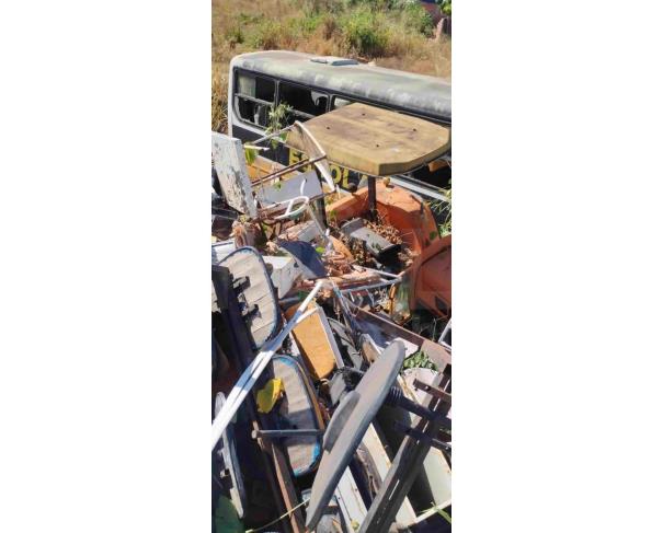 Foto de NOVO ORIENTE DE MINAS/MG- Lote de sucata diversas
