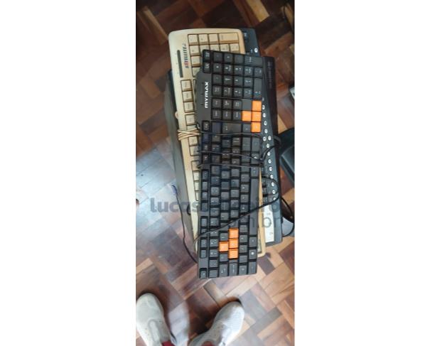Foto de PORTO AMAZONAS/PR - DVD, CPU, estabilizadores, impressoras, televisor, lava jato, teclados