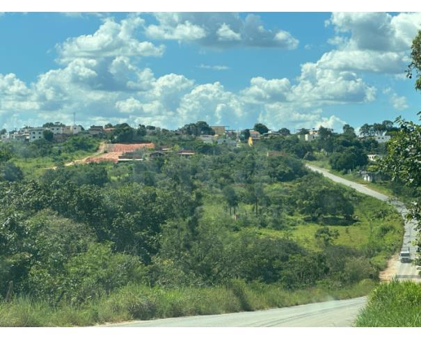 Foto de DIVINÓPOLIS/MG — Terreno com 6.08.13 hectares (60.800m²) próximo a área urbana 