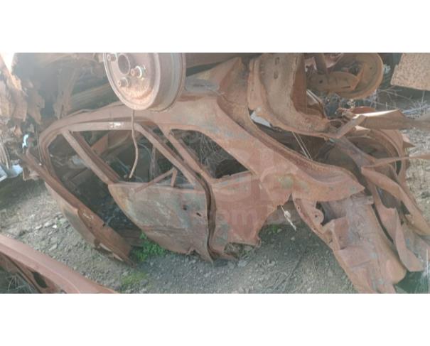 Foto de ITAÚNA/MG - SUCATA QUEIMADA - VOLKSWAGEN FOX 1.0 - 2006/2006