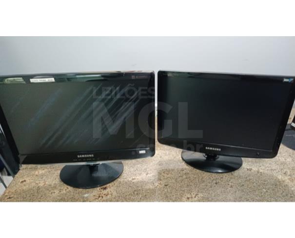 Foto de GOVERNADOR VALADARES/MG - Informática – Monitores, Notebooks, placa mãe de computador, cabos