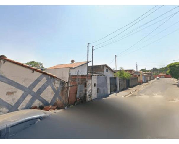 Foto de GUAXUPÉ/MG - Direitos possesórios sobre imóvel com área 140 m² .