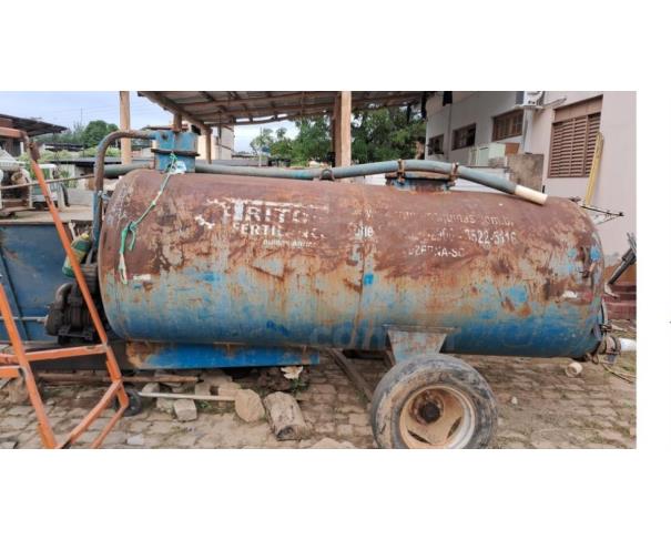 Foto de PORCIÚNCULA/RJ - Tanques Lobulares, marca Triton Fertilizantes 4.000 litros