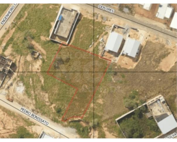 Foto de UBÁ/MG - Terreno com 812,21 m² localizada no Loteamento São Lucas II