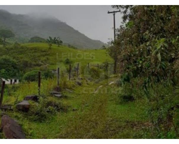 Foto de SILVA JARDIM/RJ — Fazenda com 305.80.00 hectares ou 63,19 alqueires