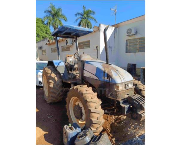 Foto de HEITORAÍ/GO - Trator New Holland TL75E