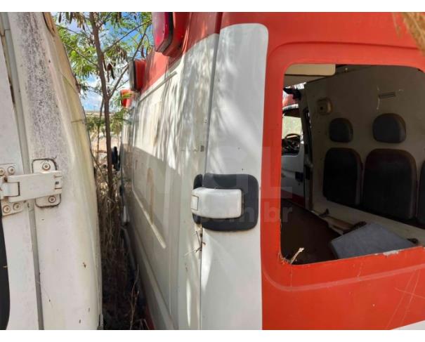 Foto de BALSAS/MA - Caminhonete Renault/Masteramb Rontan, 2010/2011, DIESEL 