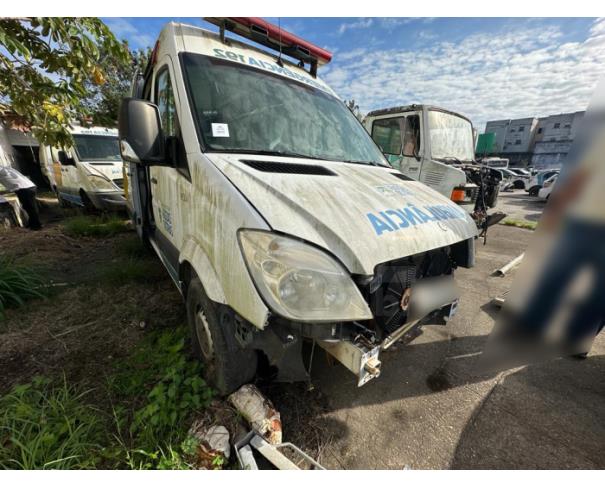 Foto de RIO DAS OSTRAS/RJ - ESP. CAMINHÃO AMBULÂNCIA I.M. BENZ SPRINTER 415 MARIMAR A