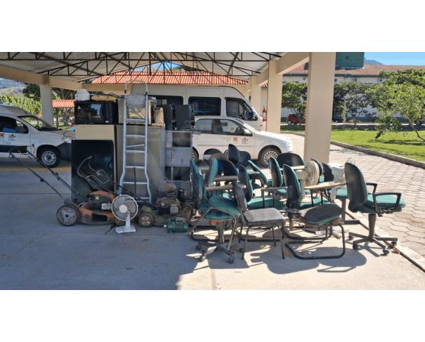 Foto de TUBARÃO/SC - LOTE DE MOBILIÁRIO, ELETRODOMÉSTICOS E EQUIPAMENTOS