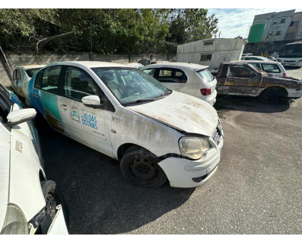 Foto de RIO DAS OSTRAS/RJ - VW POLO SEDAN 1.6 CONFOR
