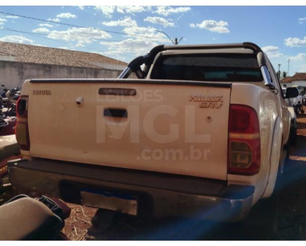 Foto de BOM JESUS DE GOIÁS/GO - TOYOTA HILUX CD4X4 SRV - CIRCULÁVEL - 2011/2011 - SN0000228