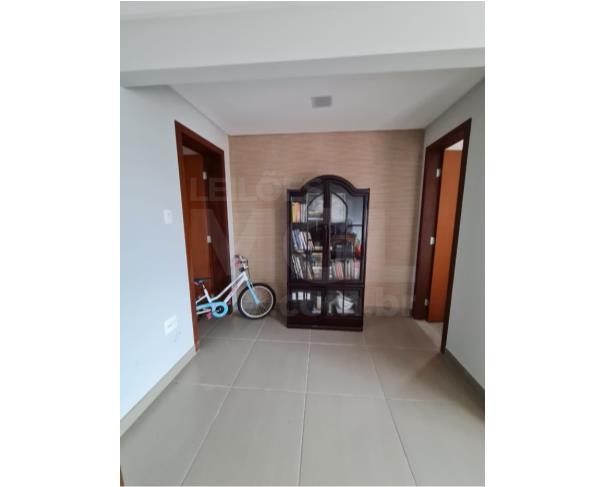 Foto de ITAÚNA/MG — Casa com 03 quartos sendo 01 suíte no bairro Belvedere