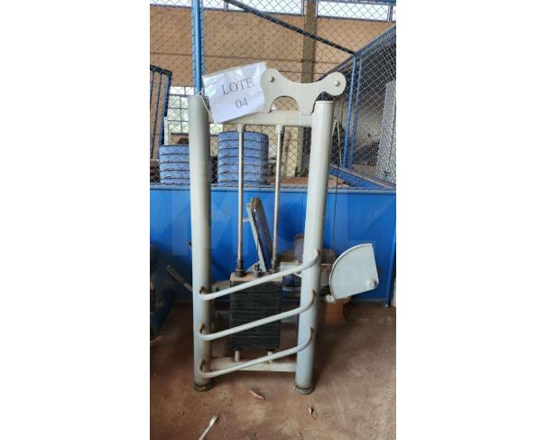 Foto de RONDONOPOLIS/MT - Aparelho de academia – cadeira flexora e extensora