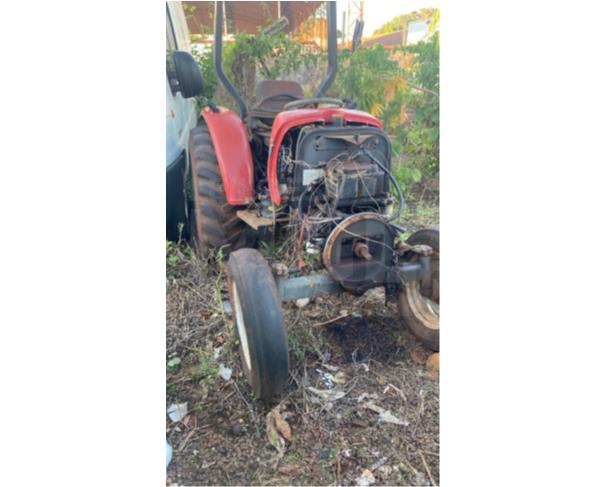 Foto de DUMONT/SP - Trator Agrale