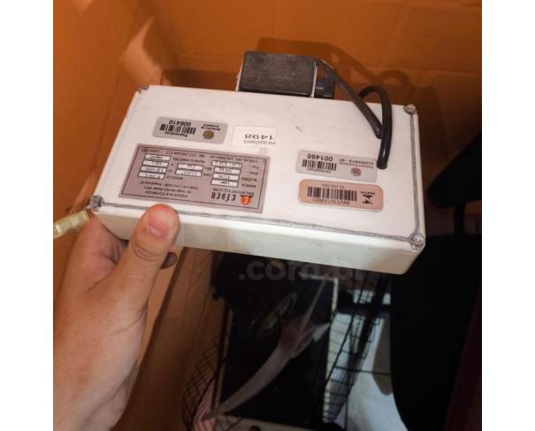 Foto de GUARANTÃ/SP - Totem álcool gel, impressora, nobreak, estabilizador, cadeira preta, extensão, teclado, ventilador, balança, relógio ponto, cadeira preta escritório giratória