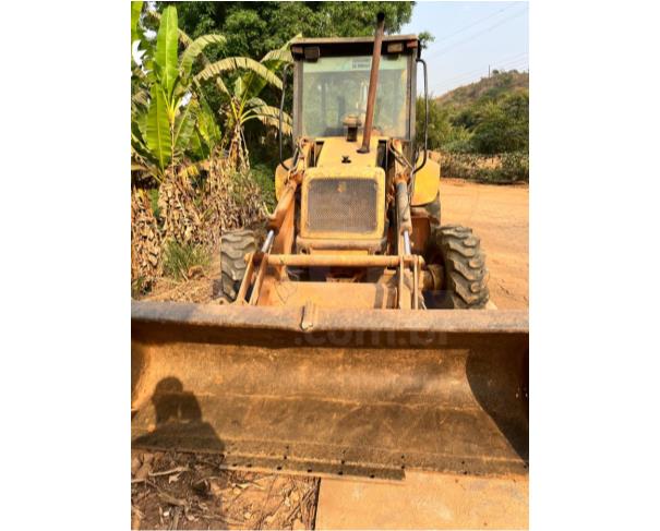 Foto de SÃO PEDRO DOS FERROS/MG - Retroescavadeira New Holland, LB90