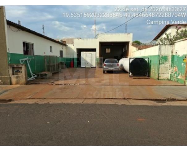 Foto de CAMPINA VERDE/MG – Imóvel comercial e seu terreno com 218,60m², no Centro