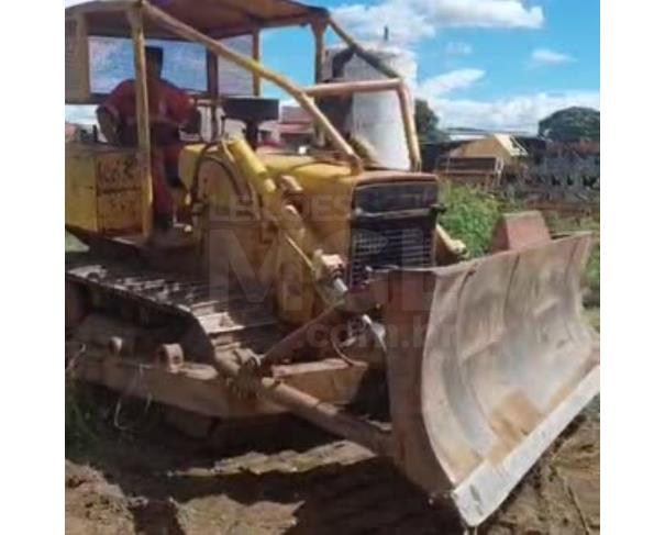 Foto de ITAÚNA/MG - TRATOR ESTEIRA - MF3366 - MOTOR PEKIM 6358 - 6 CILÍNDROS - PA13151