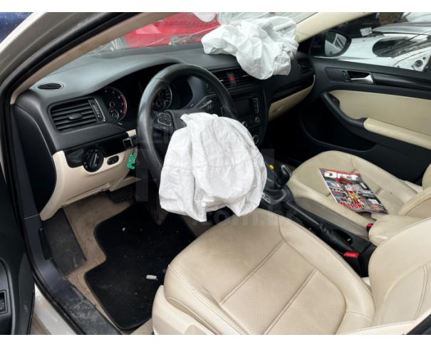 Foto de ITAÚNA/MG-VW JETTA 2.0 2013/2013-  PA00981