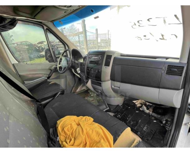 Foto de CAPIVARI/SP - VEÍCULO CONSERVADO - I/M.BENZ 311CDISTREETC - 2013/2013