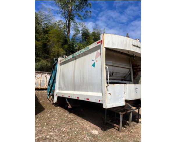 Foto de SUZANO/SP-COMPACTADOR USIMECA 15M³