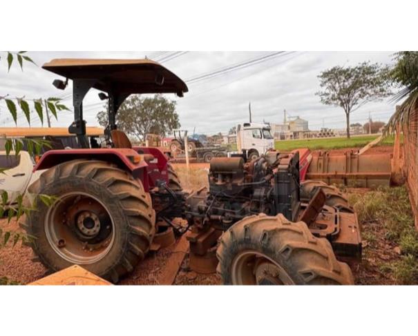 Foto de VALE DE SÃO DOMINGOS/MT - Trator Yanmar Solis, modelo TL 75