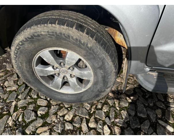 Foto de ITAÚNA/MG- TOYOTA HILUX CD4X4 SRV AUTOMÁTICA 2009/2009- PA12572