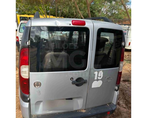 Foto de SÃO JOÃO DA PONTE/MG - CARRO - Fiat/Doblo Attractiv 1.4, 2013/2013