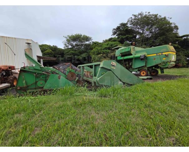 Foto de LONDRINA/PR - SUCATA DE COLHEDEIRA DE GRÃOS SOJA, TRIGO E MILHO SLC 6200