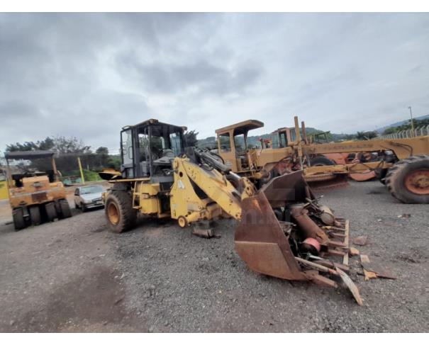 Foto de ITAÚNA/MG-PÁ CARREGADEIRA – CATERPILLAR 924G 2005