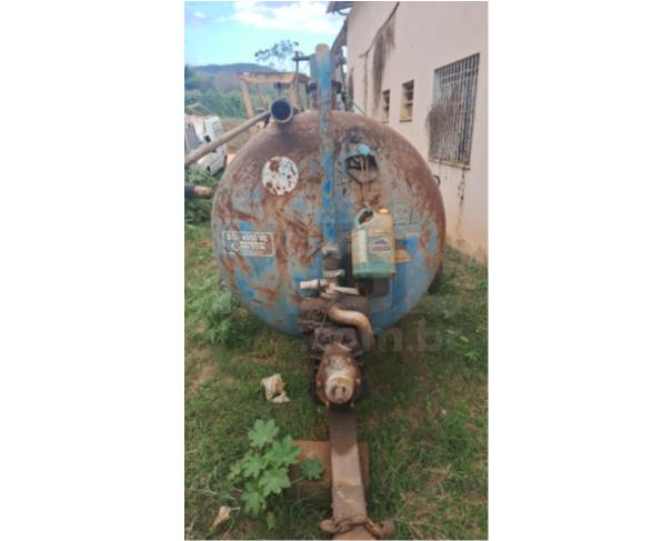 Foto de PORCIÚNCULA/RJ - Tanques Lobulares, marca Triton Fertilizantes 4.000 litros