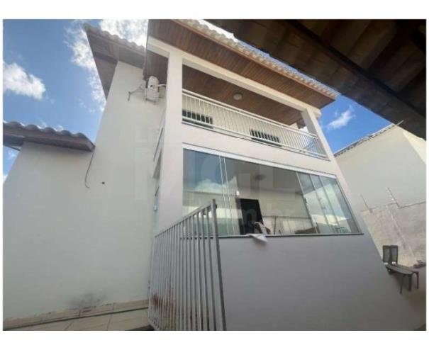 Foto de ITAPERUNA/RJ – Casa com 233,70 m² de área construída, situada no bairro Presidente Costa e Silva