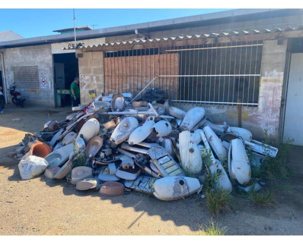Foto de ANCHIETA/ES - Sucata de material elétrico 