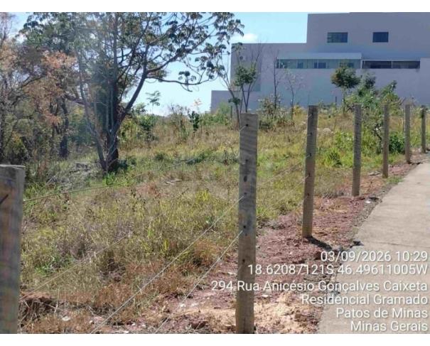 Foto de PATOS DE MINAS/MG - Lote 01 da Quadra 03, destinado a equipamento comunitário, com área de 3.920,39 m², localizado no Bairro Campos Elíseos