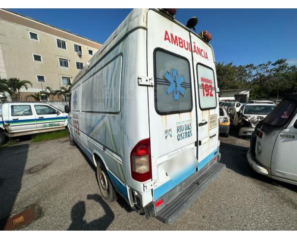 Foto de RIO DAS OSTRAS/RJ - ESP. CAMINHÃO AMBULÂNCIA I.M. BENZ REVESCAP AMB