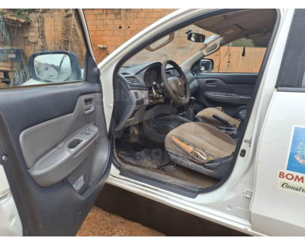 Foto de BOM JESUS DO GALHO/MG - Caminhonete Mitsubishi L200 Triton Sport GL, 2018/2019, DIESEL 