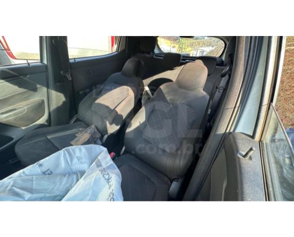 Foto de ITATIAIUÇU/MG-Carro Renault/Kwid Zen 2 2022/2023