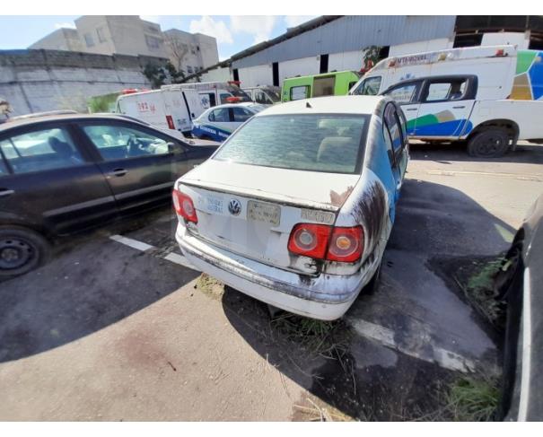 Foto de RIO DAS OSTRAS/RJ - VW - VOLKSWAGEN / POLO SEDAN 2.0 COMFOR
