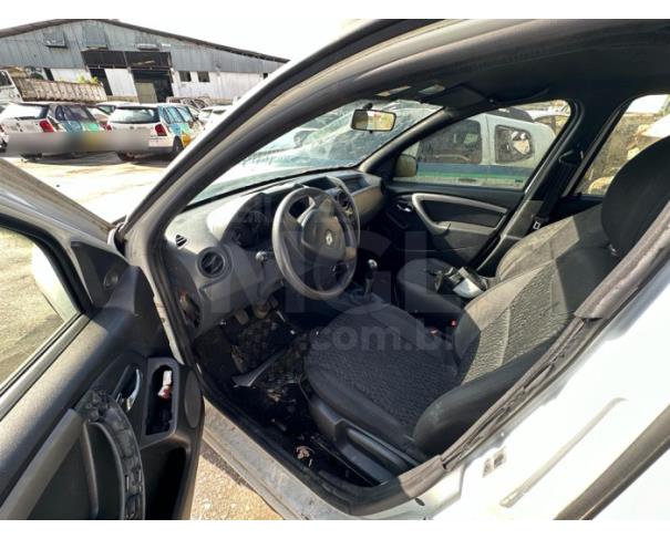 Foto de RIO DAS OSTRAS/RJ - RENAULT DUSTER 16 E 4X2