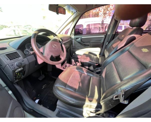 Foto de ARAXÁ/MG - (CARRO) - CIRCULÁVEL - GM MERIVA PREMIUM - 2009/2010