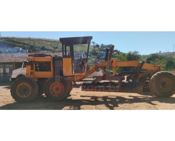 Foto de MURIAÉ  MG PATROL HUBERWACO 130 - ANO APARENTE 1984