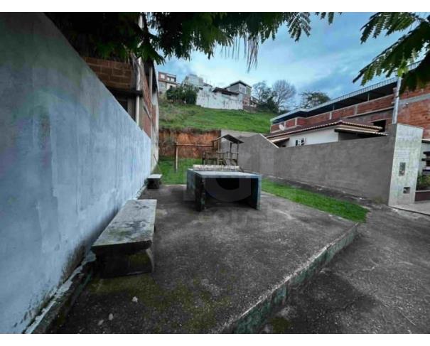 Foto de PIRAPETINGA/MG - Terreno urbano com 687,82m² no Bairro Santa Efigênia