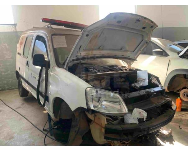 Foto de PARDINHO/SP - Caminhonete Citroen / Citroen Berlingo Fgpl, 2018/2019, FLEX 
