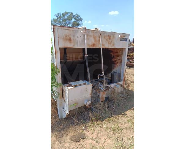 Foto de ITAÚNA/MG-COMPACTADOR DE LIXO-DAMAEQ