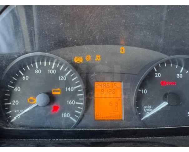 Foto de ITAÚNA/MG- VAN MERCEDES BENZ 415 CDI  SPRINTER M 16 LUGARES 2019/2019 -PA12354
