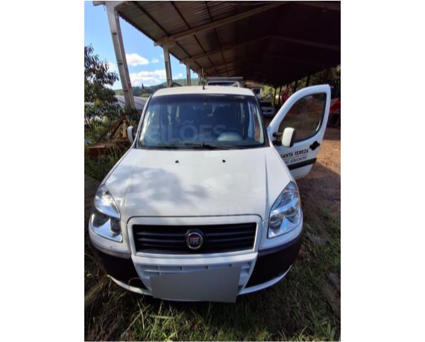 Foto de SANTA TEREZA/RS - CARRO - Fiat Doblo Essence 1.8, 2012/2013