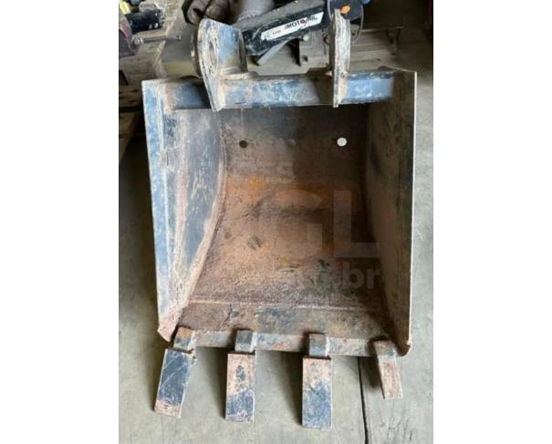 Foto de CONTAGEM /MG AFTER COOLERS CATERPILLAR, HELICES DE EQUIPAMENTOS DIVERSOS, 1 CAÇAMBA RETRO ESCAVADEIRA JOHN DEERE, 1 PALETE DE MATERIAL DE DESGASTE DE EQUIPAMETOS DIVERSOS NO ESTADO EM QUE SE ENCOTRAM.-- PA13009